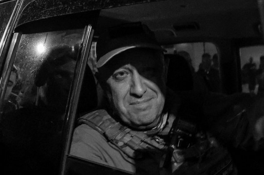 Евгений Пригожин погиб в авиакатастрофе, с ним погиб ключевой командир ЧВК. Почему мог рухнуть их самолет?